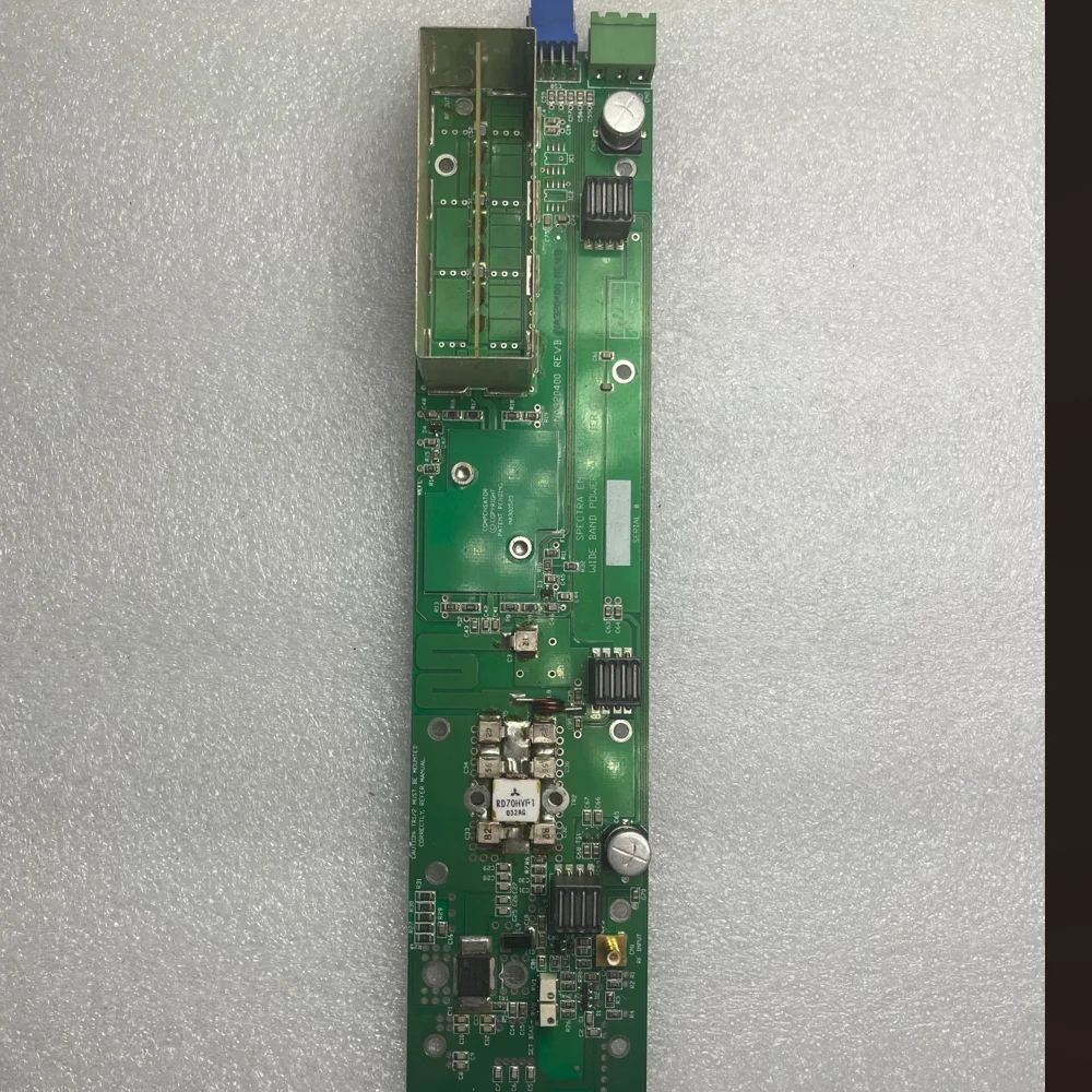 1-unidad-de-amplificador-de-rf-de-banda-ancha-de-70w-125v-320-400mhz-para-pcb-50-ohmios-pd55008s-controla-rd70hvf1-buenos-transistores-ensamblado-no-completamente-probado