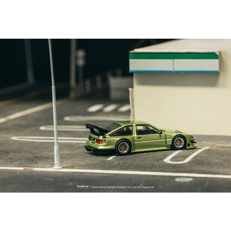 Diecast TW 1:64 Scale Toyota Sprinter Trueno AE86 Widebody Green Alloy Car Model view 4
