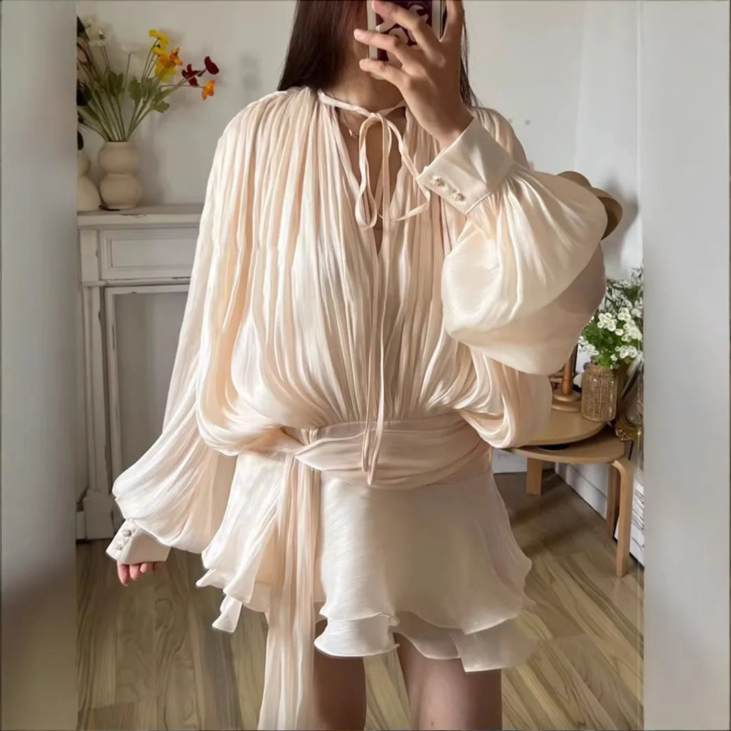 KIDCRKJ Sommer-Damen-2-teiliges Set, einfarbig, gerüschte Bluse, Minikleider für Damen, Spitze, süßes Kleid, Desinged Lady Shorts