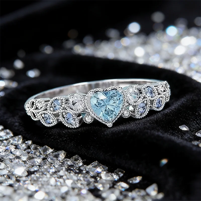 Elegant Beautiful Woman Fashion Silver Color Leaf Heart Rings for Women Noble Princess Engagement Wedding Ring Jewelry