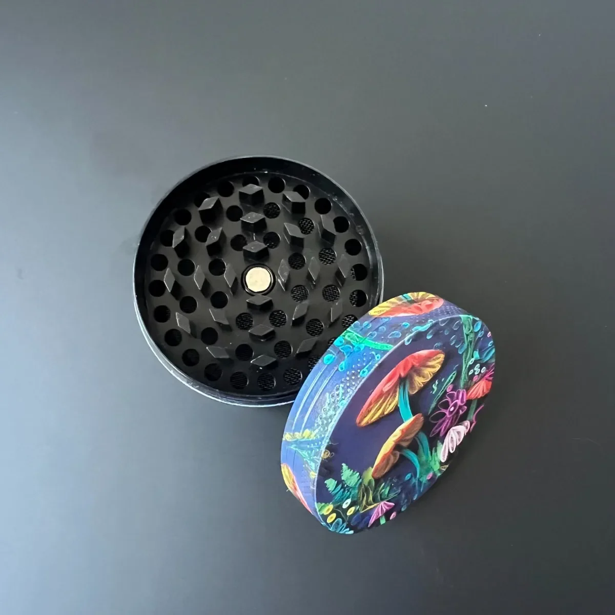 3D Floral Mushrooms Herb Grinder 4-Layer Underwater Design-2\