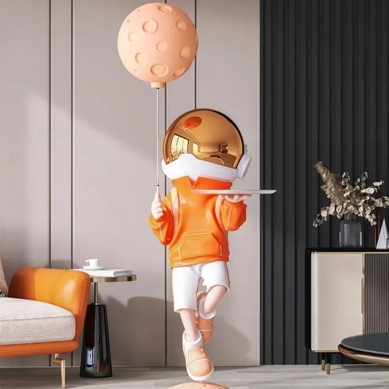 Personalizable Resina nordica moderna astronauta stampaggio grandi estatuilla pavimento palet decorazione ingresso
