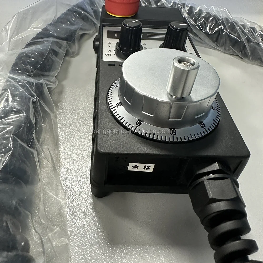 MPG Handwheel Manual Pulse Generator With Enable And Emergency Stop Button IHDW-BLACS-IM
