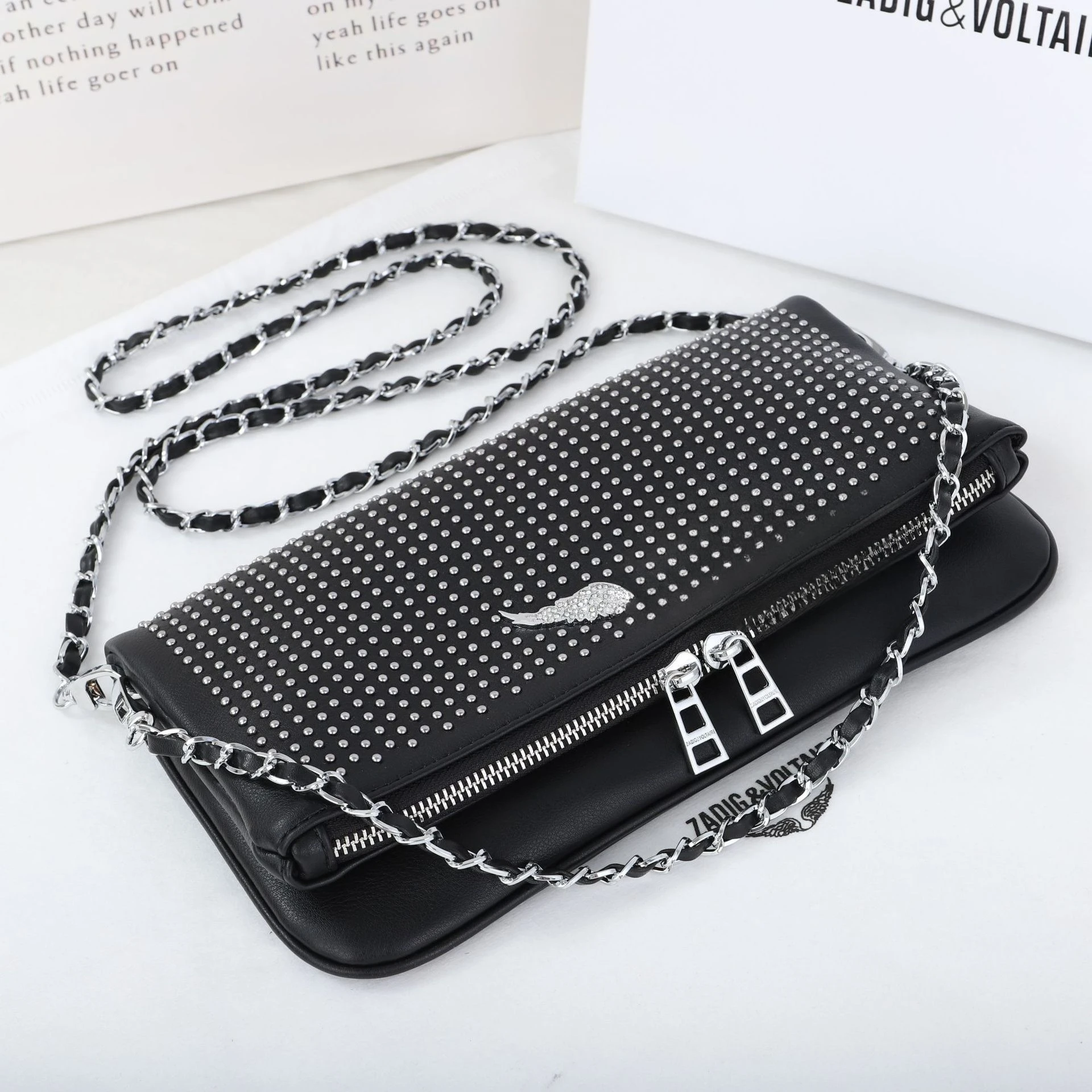 

Luxury ladies' high-end feeling willow nail inlaid diamond chain envelope women's bag single shoulder diagonal cross bag