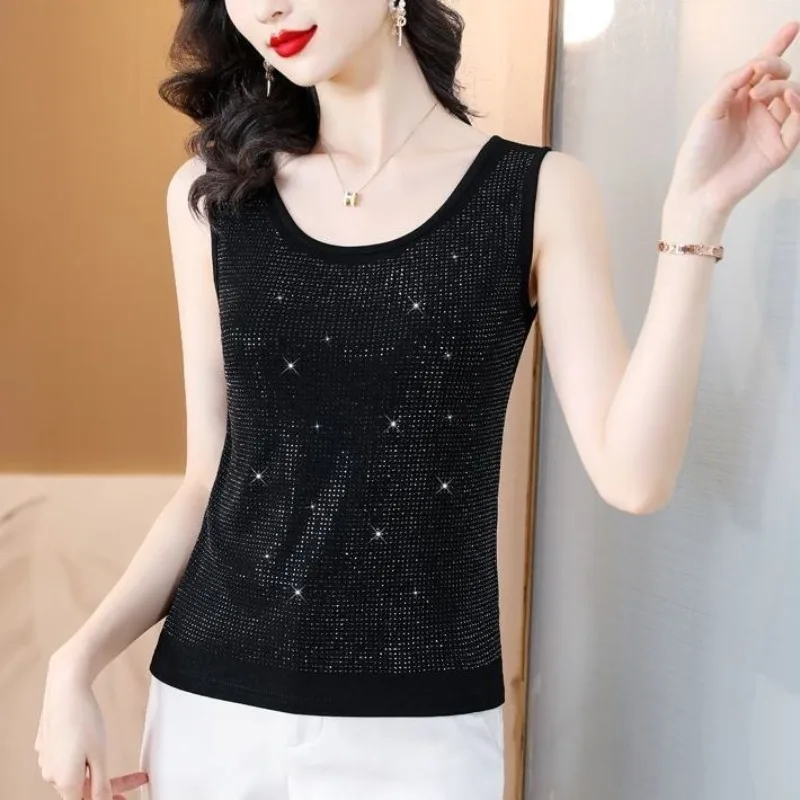 New Summer Fashion Elegant Simple Luxury Hot Rolled Diamond Camis Women Solid Round Neck Sexy Slim Fit Versatile Tops 2024