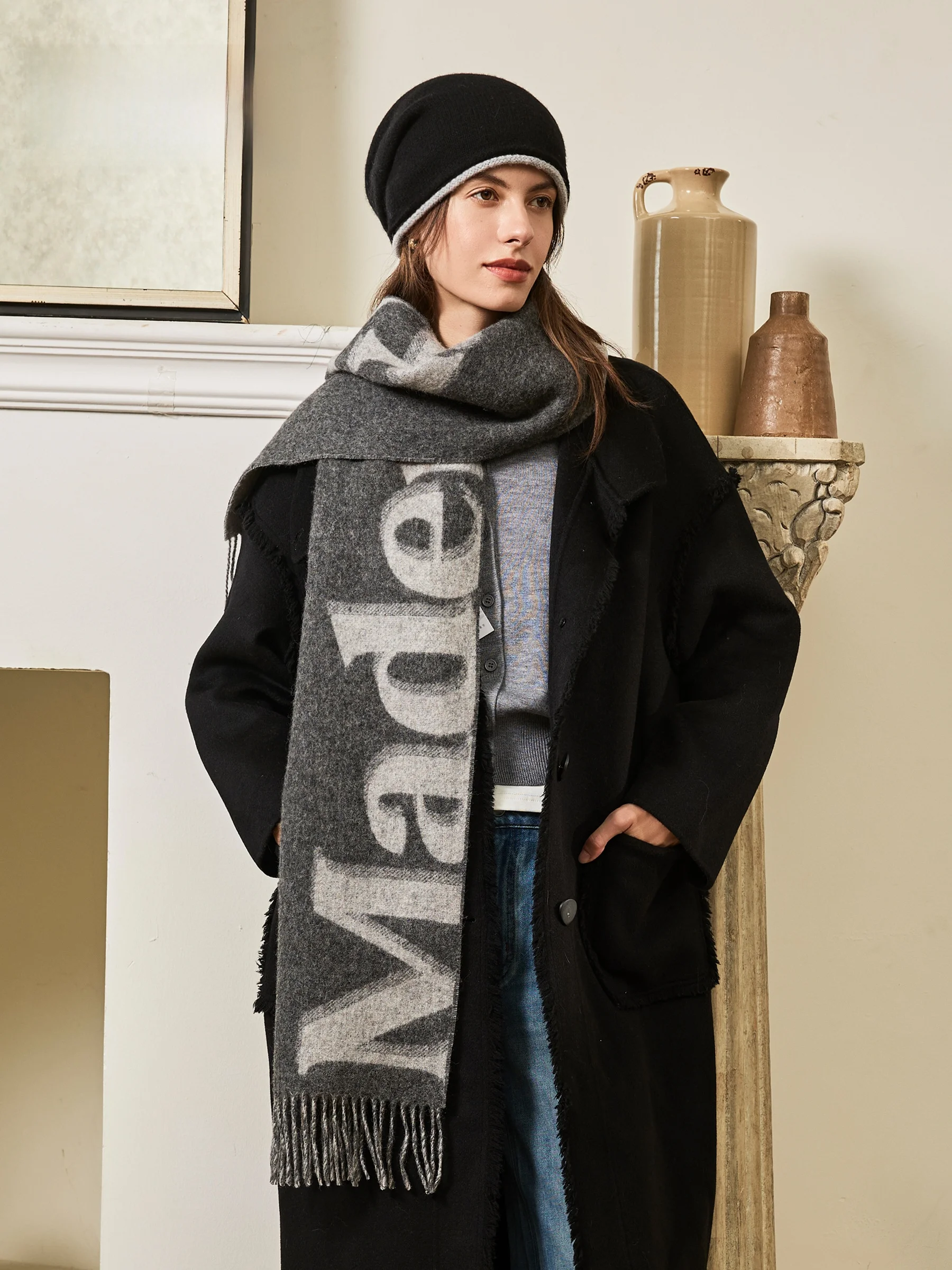 elle-letter-embroidered-woolen-scarf-double-sided-faionable-warm-ladies'-accory-for-autumn-and-winter-gift-box-included