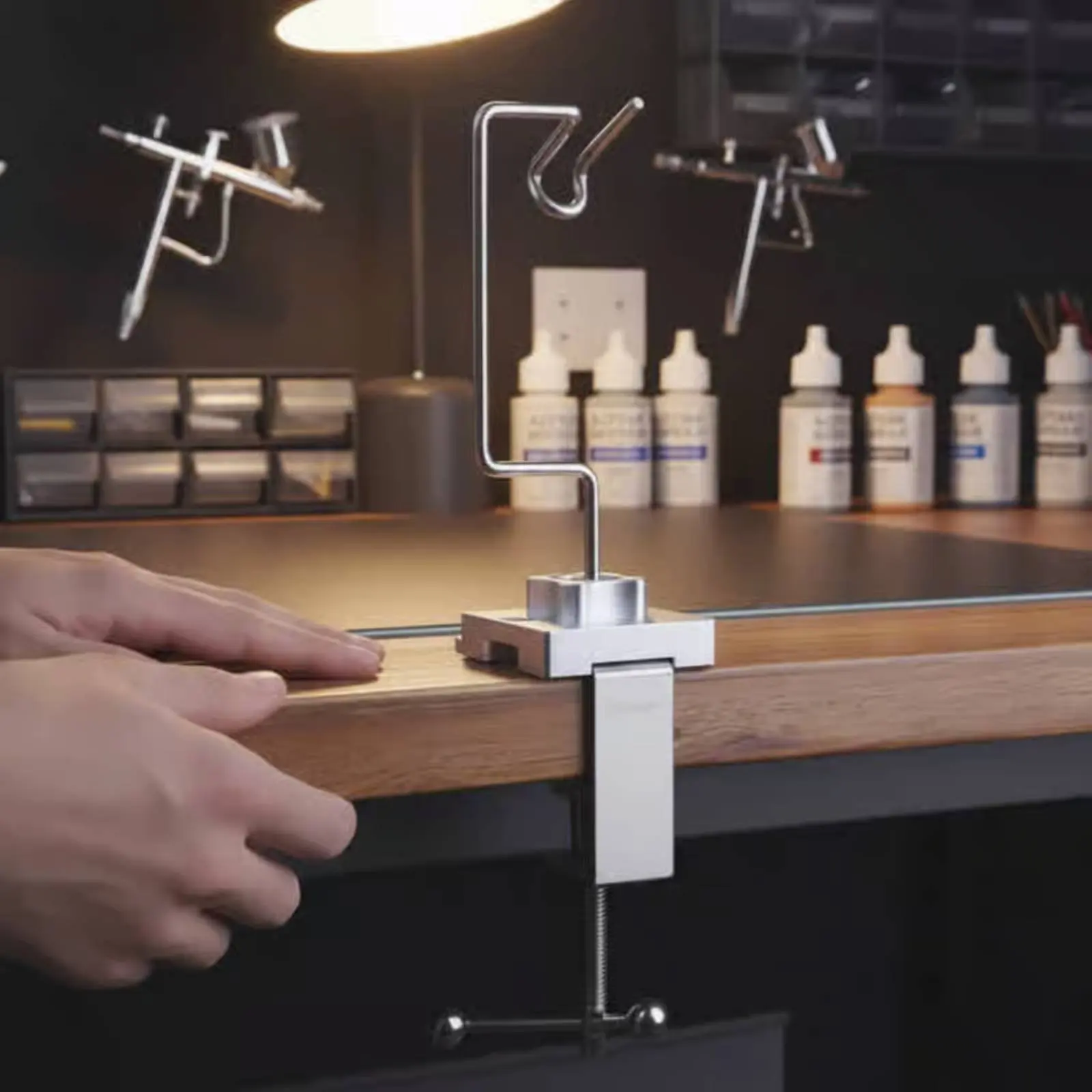 clamp-on-spray-painting-tool-rack-sturdy-construction-clamp-on-spray-painting-tool-holder-space-saving-easy-setup-for-hobbyists