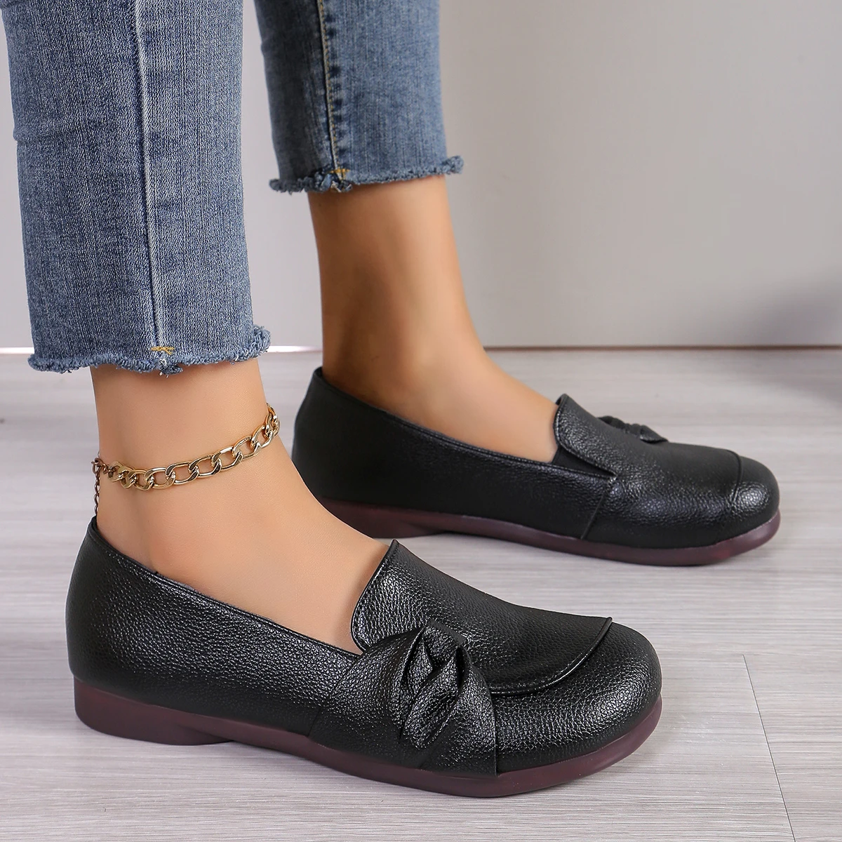 Sepatu datar wanita, sepatu wanita nyaman anti selip lembut warna Solid Oxford baru gaya kulit sepatu datar wanita tren 2024