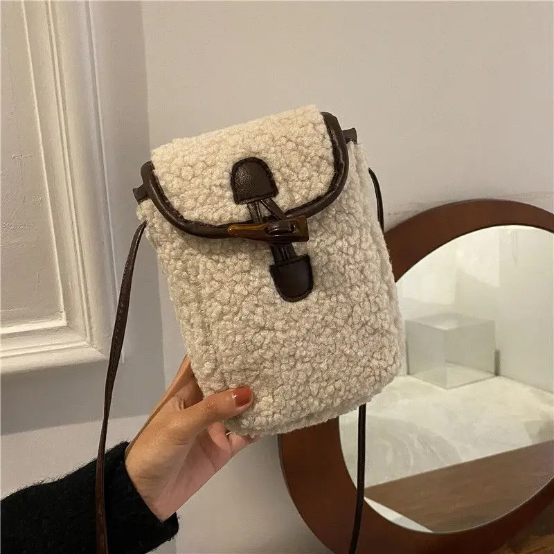 

Winter Lambswool Phone Bag Women Faux Fur Shoulder Bags Sweet Lovely Portable Wallets Female Plush Crossbody Bag Square Purse