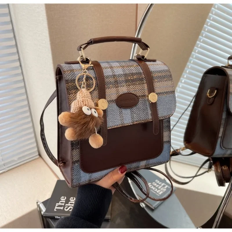 PU Material British Ladies Casual Shoulder Bag New Handbag Hundred Girls Travelling Backpack Fashion Plaid Shoulder Women's Bag