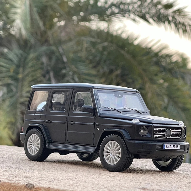 1/24 G500 G65 G63 modello di auto in lega pressofuso giocattolo in metallo fuoristrada modello di auto alta collezione di simulazione ornamenti regalo