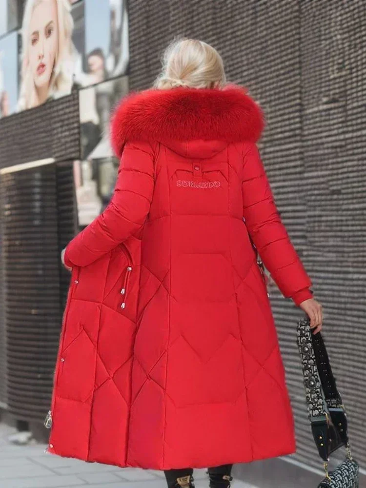 Parka de algodão grosso com gola de pele feminina, casaco de inverno de comprimento médio, casaco fino acima do joelho, roupas elegantes, vermelho,