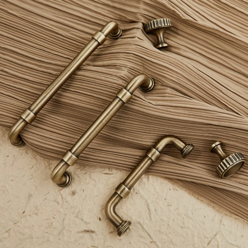 

Antique Bronze Vintage French Brass Cabinet Door Handle Drawer Kitchen Wardrobe Antique Light Luxury Style