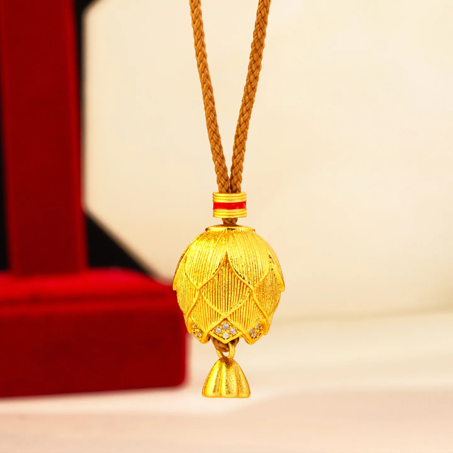 

New ancient method 9999 24K real gold point diamond lotus pendant niche design exquisite brushed rope necklace