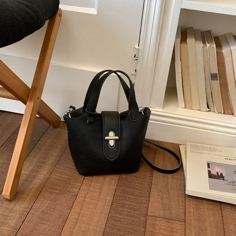 静かな高級感の本牛革ミニピコタンバスケットバッグ、超ソフトタ - Luxury Bags Quiet のレビューと価格