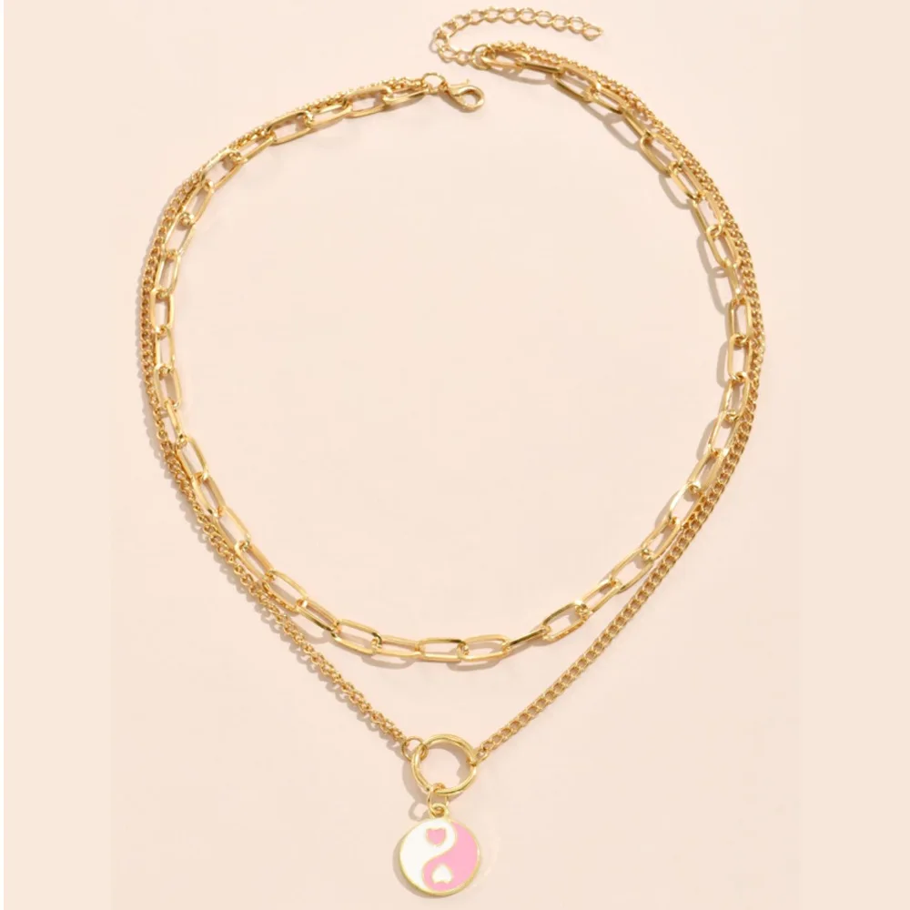 Cadena de cuentas de perlas de imitación en capas para mujer, collar con colgante de estrella de mar/Concha, joyería de cuello para mujer, accesorios de moda