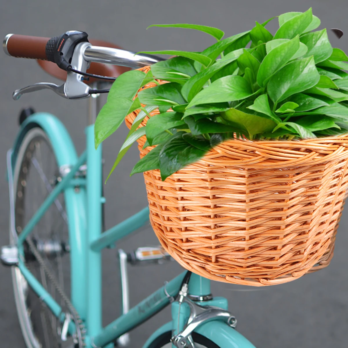

Premium D-Shaped Bike Basket Detachable Front Handlebar Storage Large Natural Wicker Woven Container Holds Phone