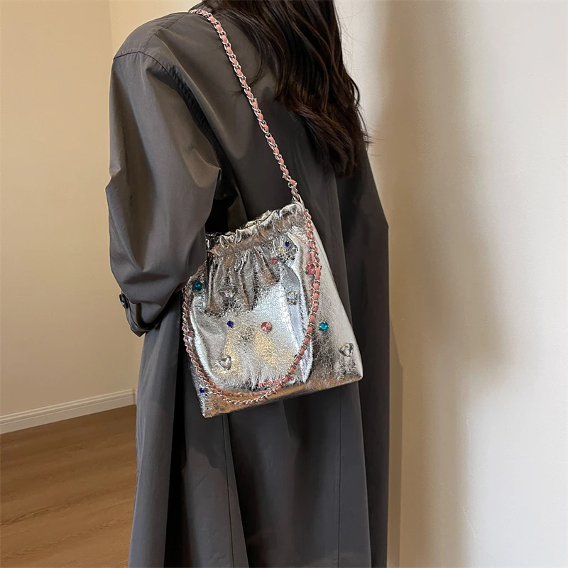 2023 Luxury Designer Bag Diamonds Design Silver PU Leather Crossbody Bags for Women  Korean Fashion Chain Shoulder Bag Handbags