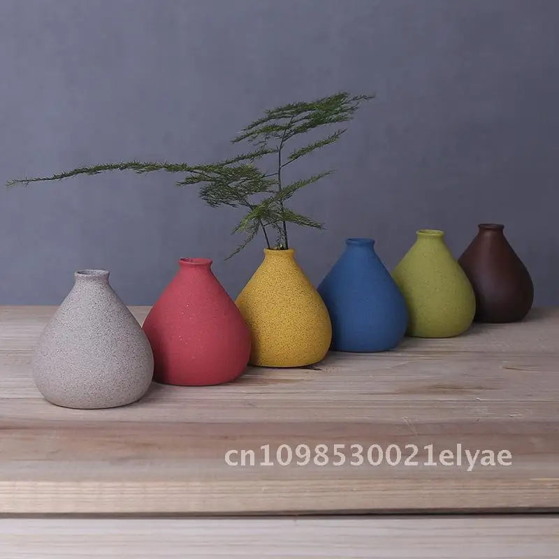 

Decorative vases, ceramic crafts, home decor, living rooms, colorful and creative decorations, vases that can hold water