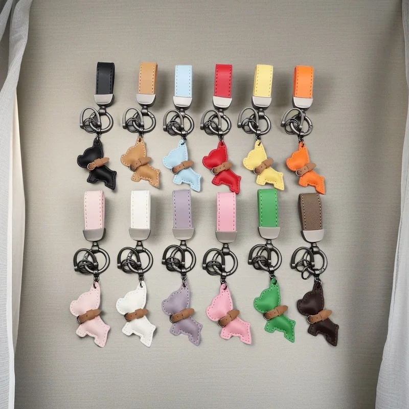 

Custom LOGO Name Metal Leather Dog Keychain Pendant Fashion Moto Car Keyring Laser Engrave Text Cartoon Key Ring Chain Gift