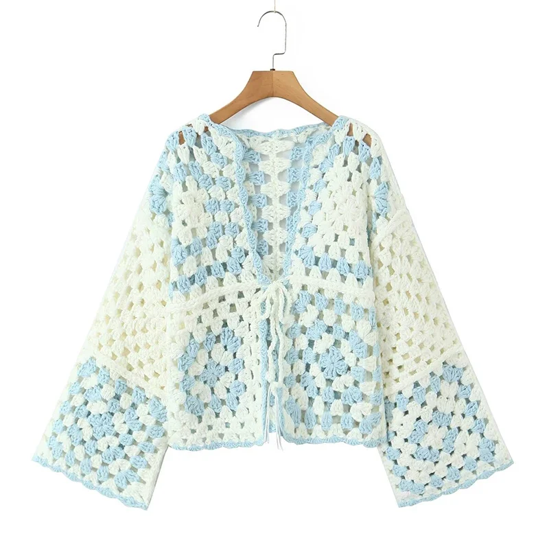 2025 Nuovo maglione scozzese fatto a mano all'uncinetto floreale per le donne Manica lunga O collo anteriore con lacci Boho Cardigan Cappotto autunno inverno