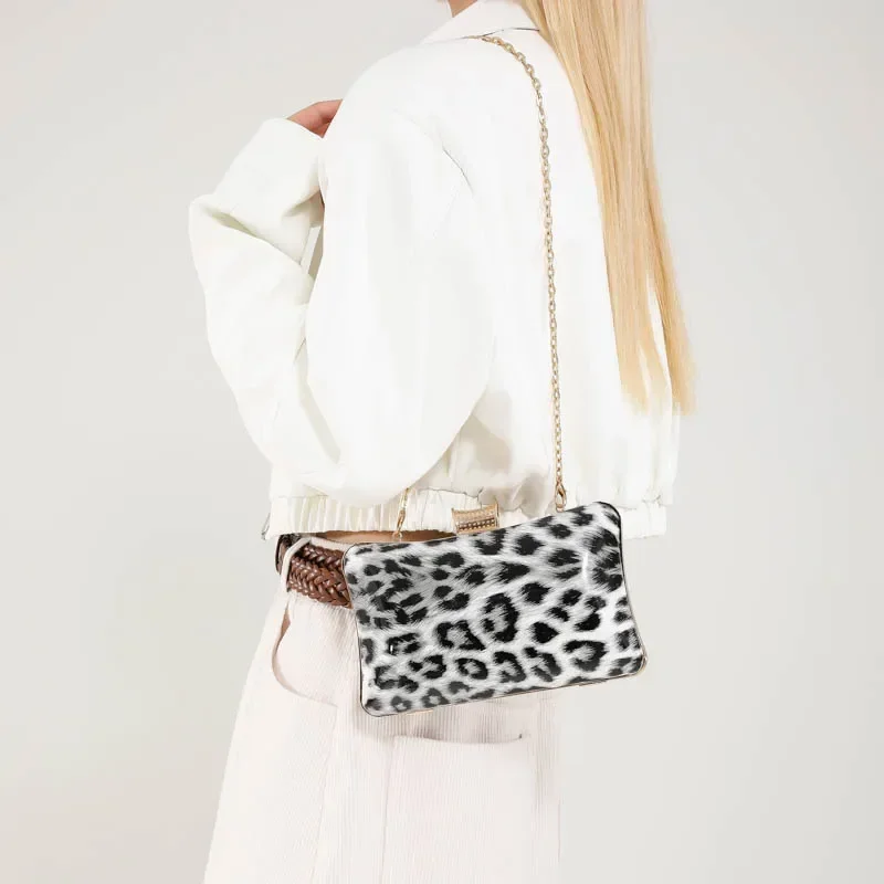 Torebki w kształcie metalowego pudełka Sprzęgło Luksusowy projektant Damska torebka imprezowa w panterkę Torebka Fajne torby na ramię z łańcuszkiem Torba na ramę Crossbody — zdjęcie 5