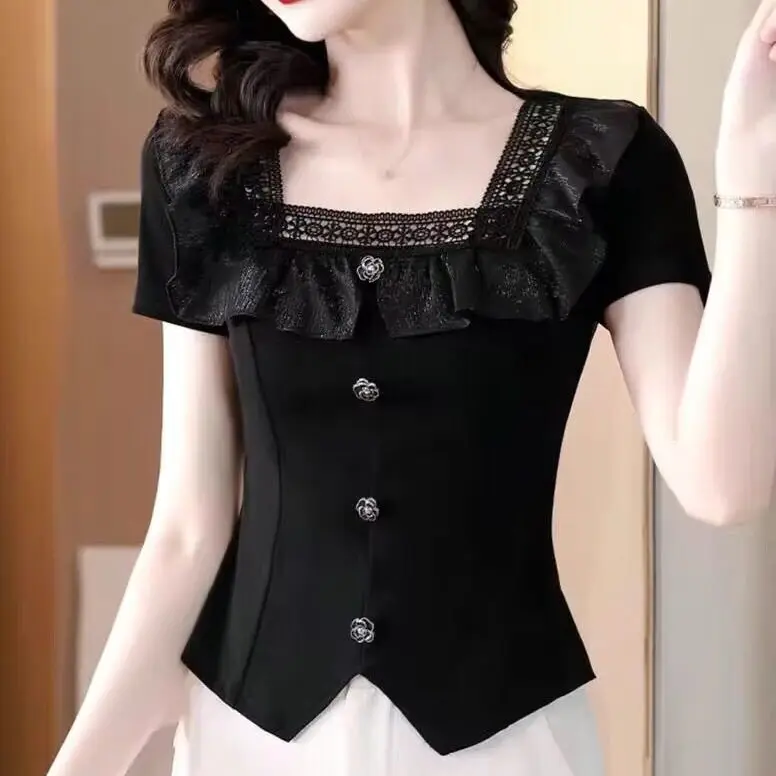 

French Retro Lace Square Neck Slim Fit Slim and Age-reducing Short-sleeved Top for Women