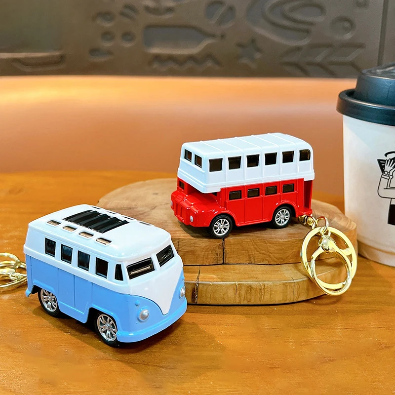 

Креативный сплав, мини-литье под давлением дорожный автобус, автомобильный брелок, подвеска, забавные декомпрессионные игрушки, школьный рюкзак, небольшой кулон, автомобильные игрушки с откатным механизмом