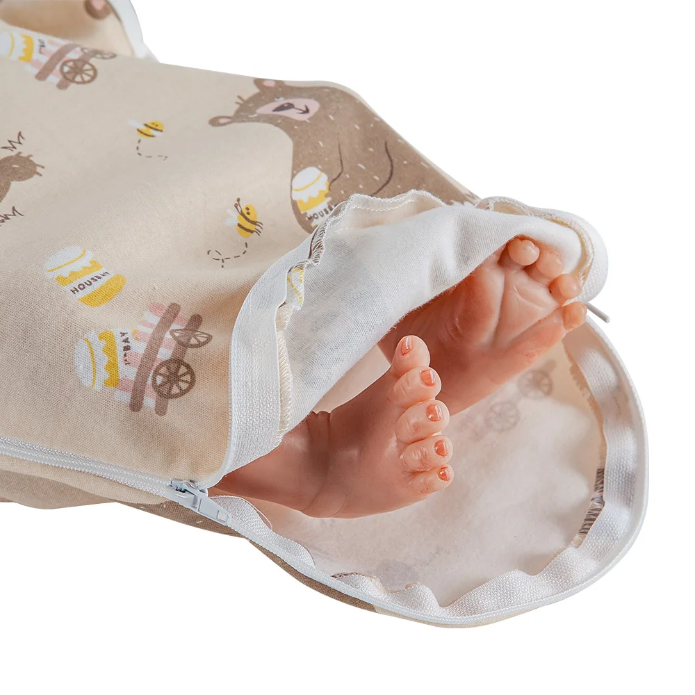 Newborn Sleeping Sack Shock-Proof And Comfortable 0-4M Old Cotton Breathable Full Swaddling Quick Diaper Changing