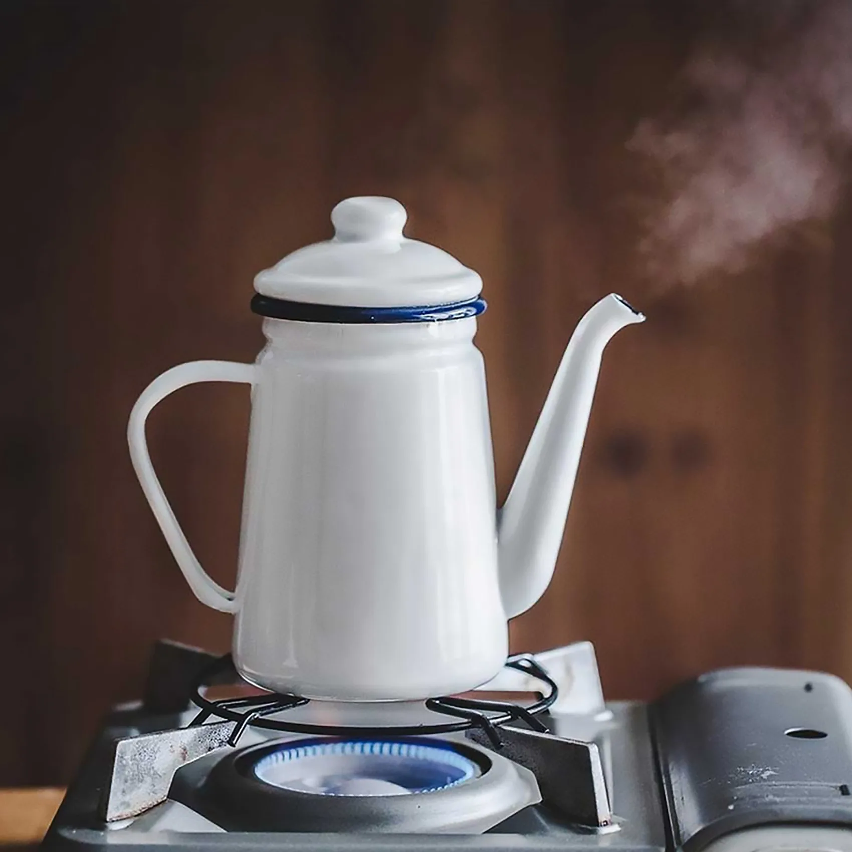 

A56K 1.1L High-Grade Enamel Coffee Pot Pour over Milk Water Jug Pitcher Teapot Kettle for Gas Stove and Induction Cooker White