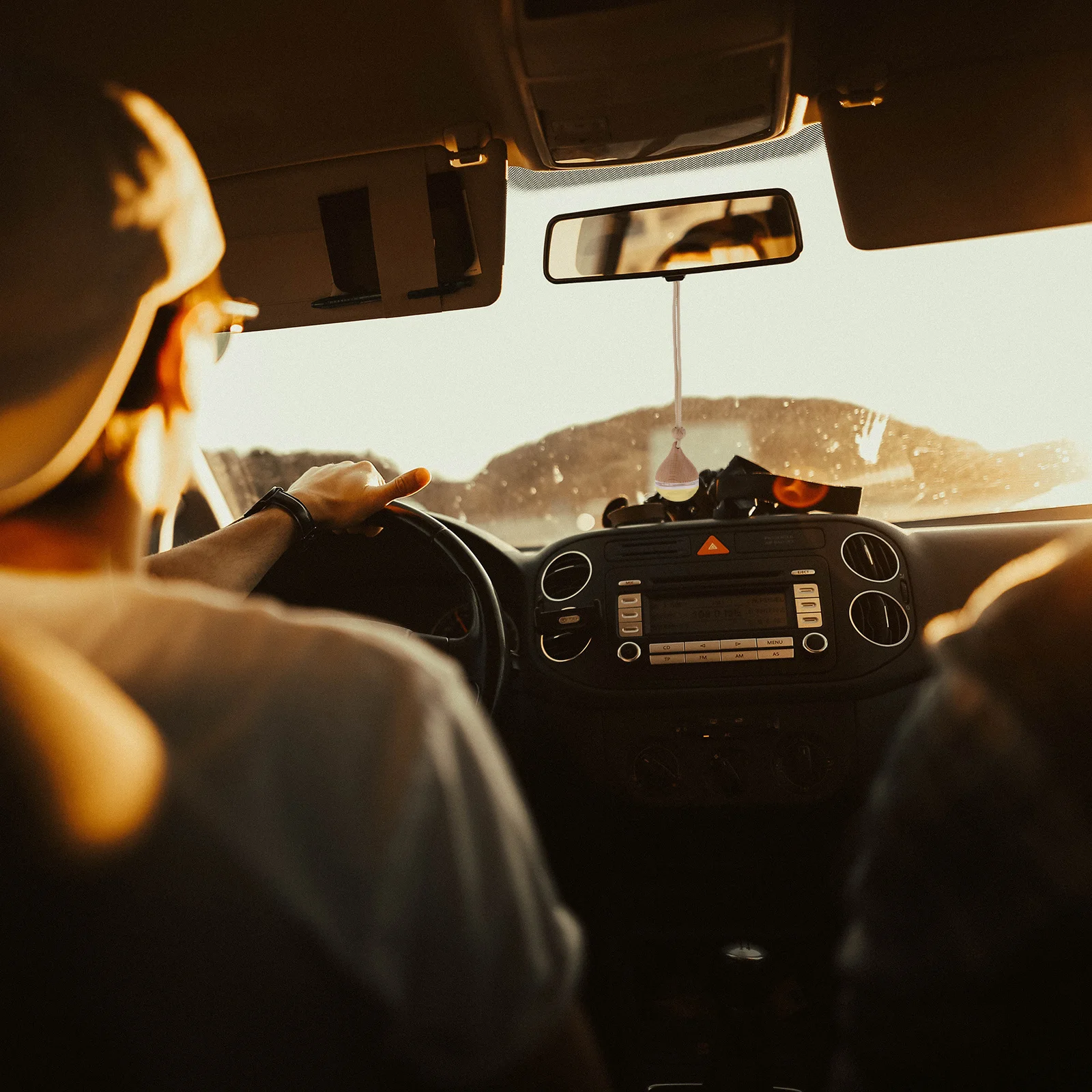 

6Pcs Perfume Bottle Pendant Exquisite Car Interior Pendant Stylish Scented Decor for Car Home Office Fresh