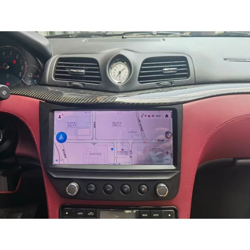 

The central control large-screen intelligent navigation device is 10.26 inches.