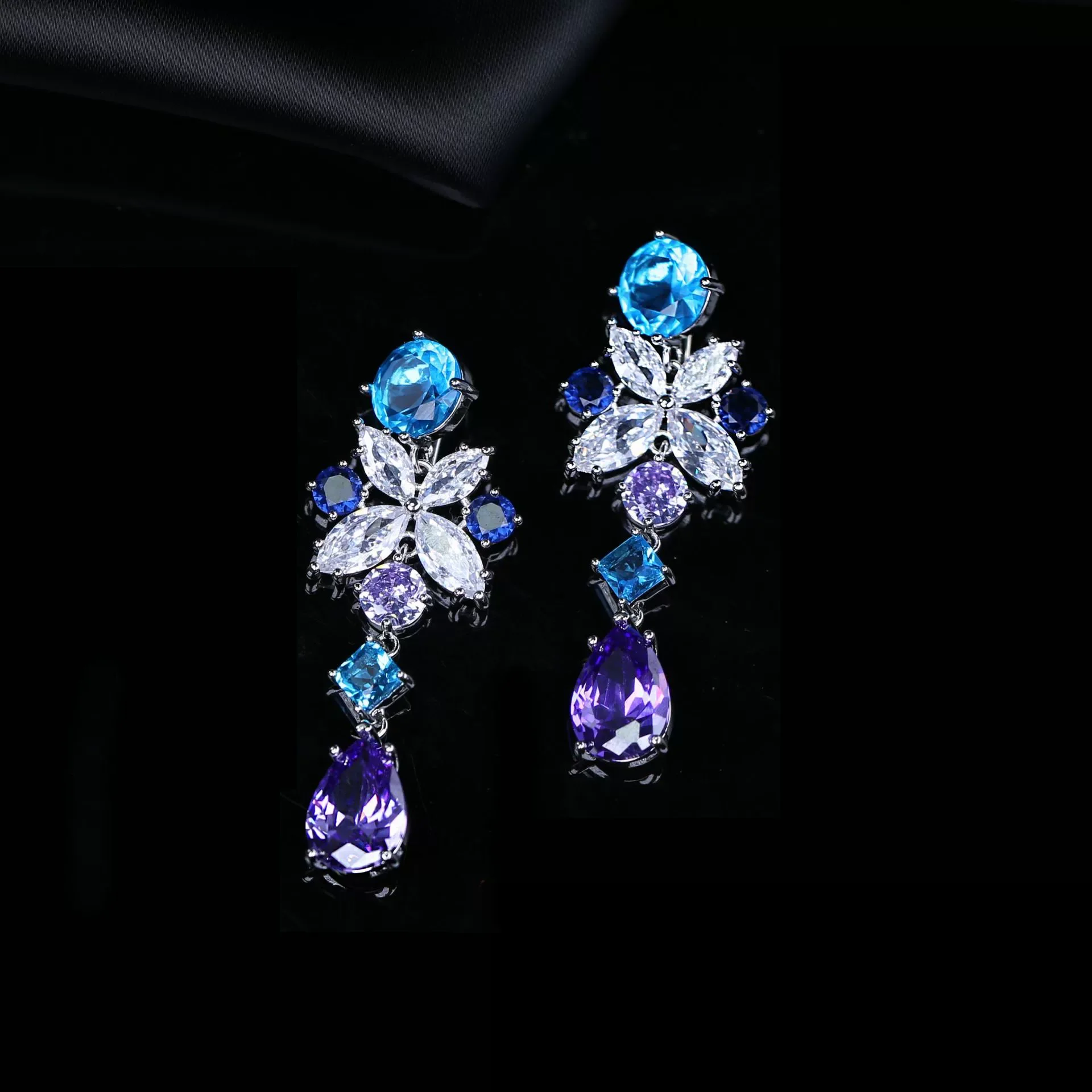 

Серьги-подвески из серебра 925 пробы с роскошными сине-фиолетовыми камнями в форме цветка, элегантный свадебный подарок для женщин