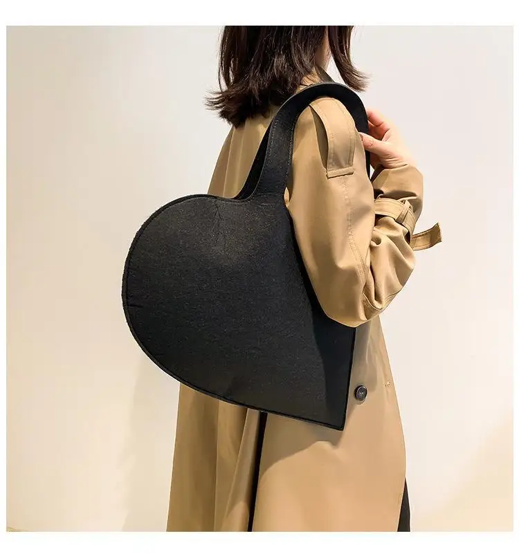 Ultralight Fashion Heart Handbag Women Felt Top-handle Bag Shopping Tote Shoulder Bag 2023 Trendy Candy Color New Purse