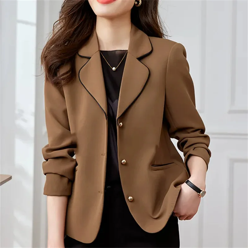 2026 Nuova Primavera Estate Autunno Giacche da donna Blazer Cappotto da donna Grande Casual Capispalla corto Giacca femminile Top Versatile
