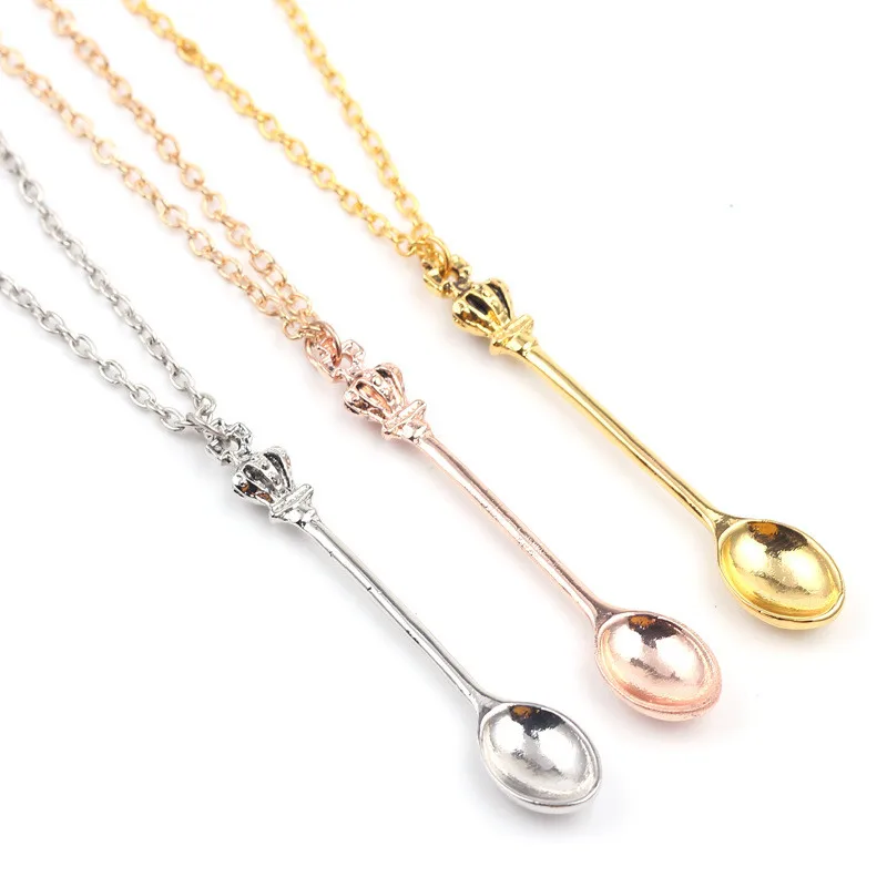 Alice Vintage Gold Crown Spoon Pendant Necklace Alloy Mini Crown Jewelry Fashion Retro Necklace Gift For Women view 5