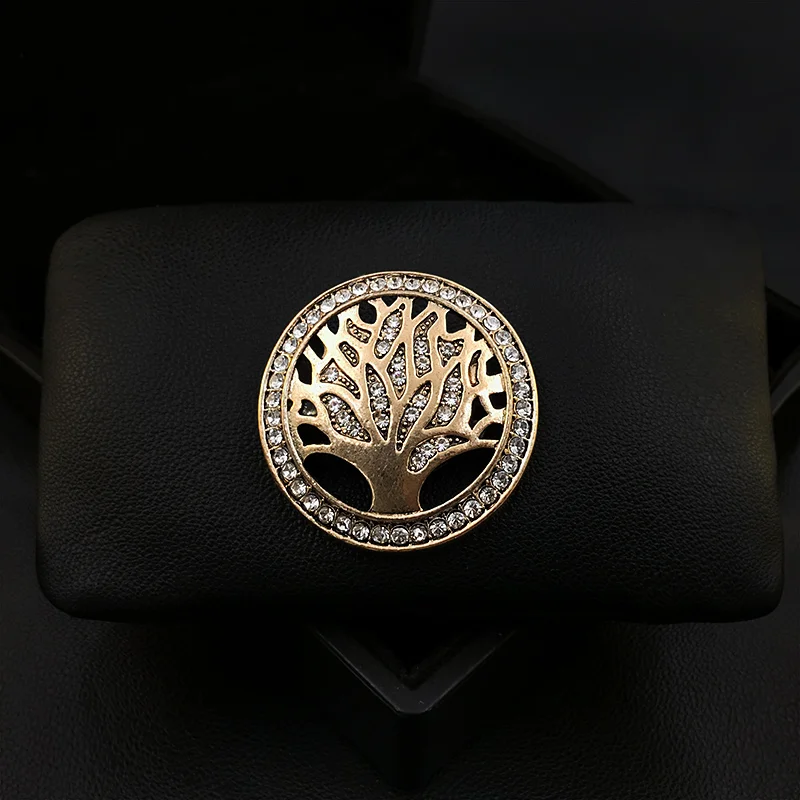 1679 Exquisite Court Vintage Lucky Tree Brooch High-End Magnetic Corsage Accessories Women's Antique Rhinestone Jewelry Gifts