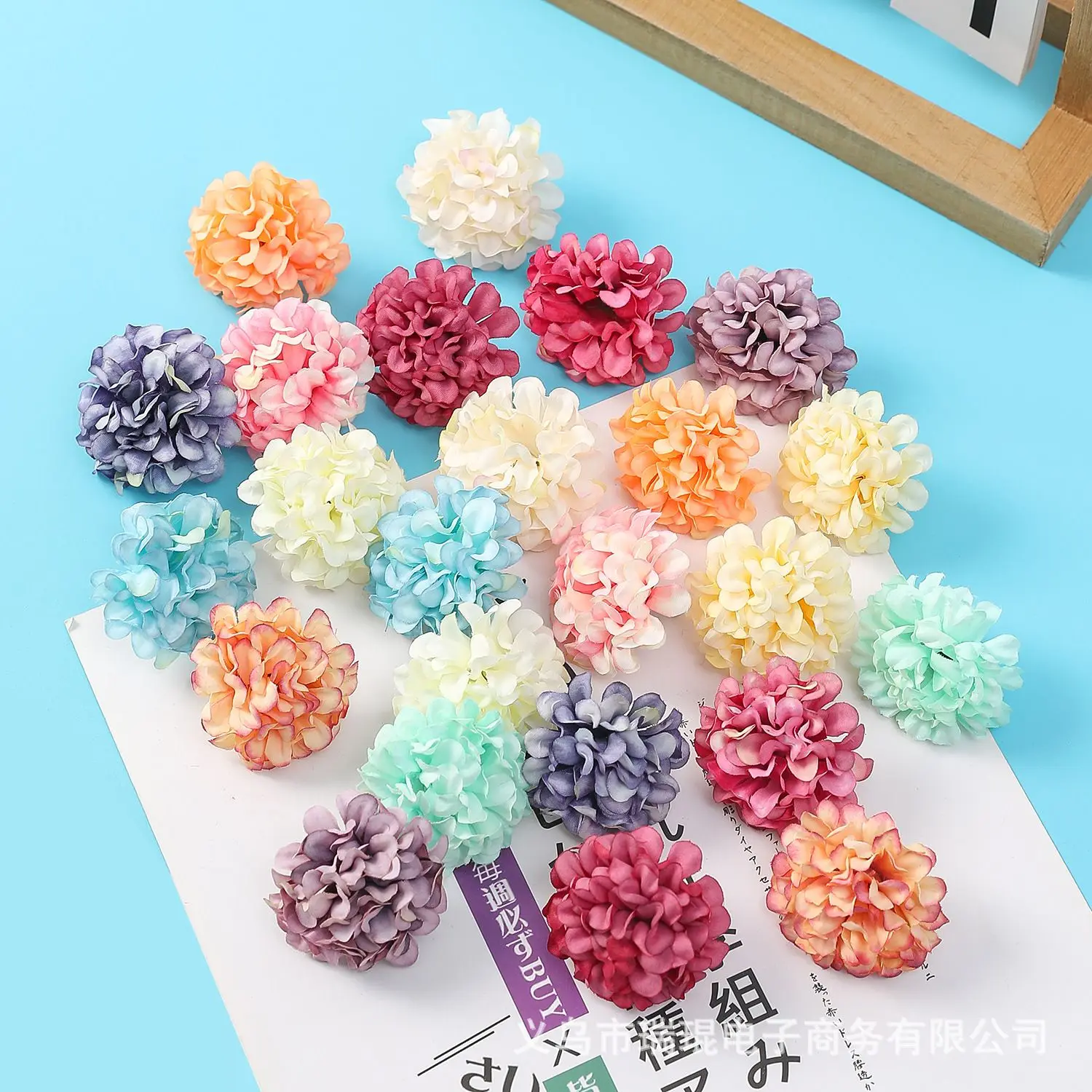 Bolas de flores de claveles de seda artificial para decoración de tartas, fondos de fotografía con espejo, pinzas para el pelo, broches, bodas, festivales y álbumes de recortes