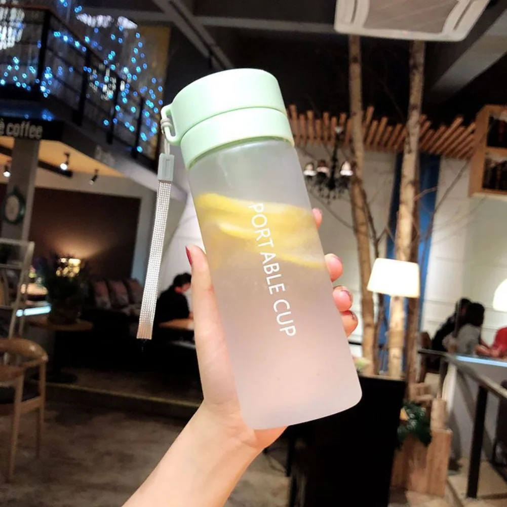 800ml Large Capacity Sports Fruit Lemon Juice Drinking Bottle Leakage-proof Clear Portable Plastic Water Bottle