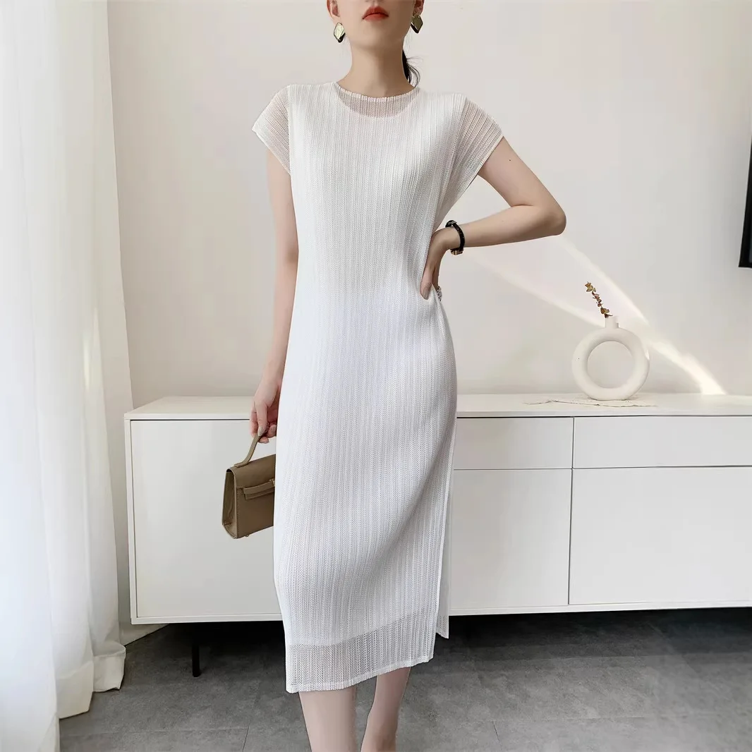 

Miyake Pleated Dress Women's 2026 Summer High-end Mesh Splicing Fake Two-piece Round Neck Short-sleeved Elegant Mid-length Skirt