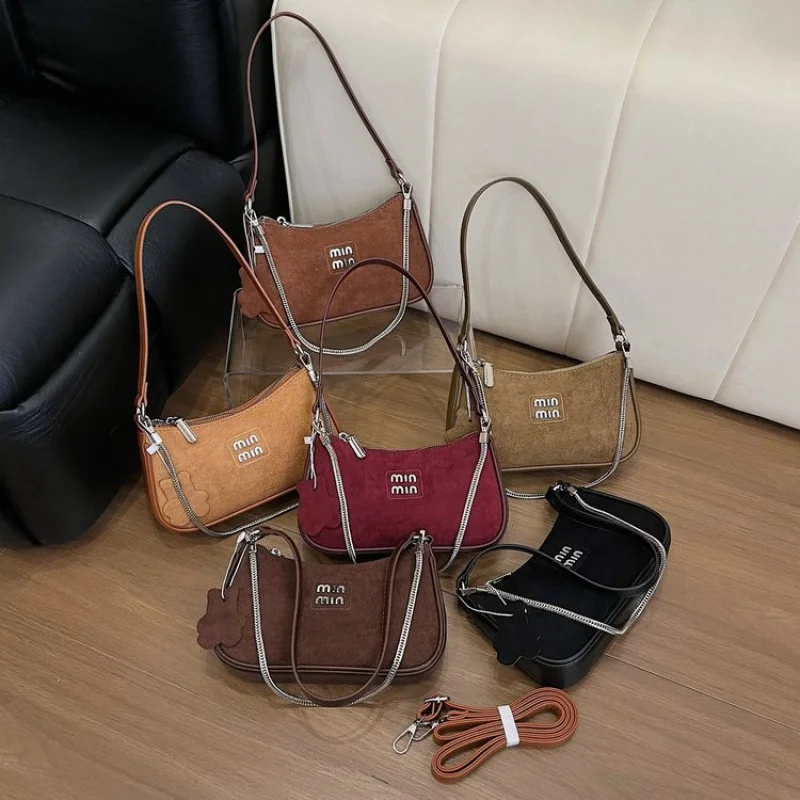 

Elegant Top Handle Tote For Ladies Crafted In Durable Leather With Gold Accents Perfect For Work And Shopping