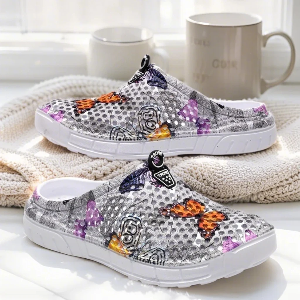 خطوة إلى حلم رعوية وتزهر مع سحر حلو! قباقيب نسائية مطبوعة على شكل فراشة، بتصميم خفيف الوزن وطباعة حالمة