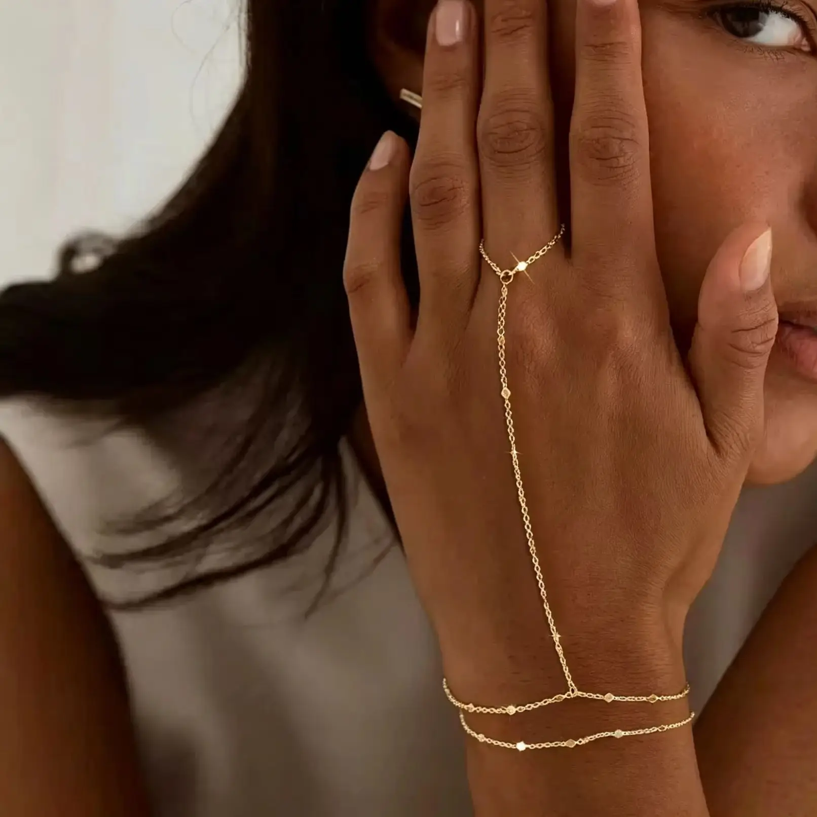 1Pcs Fashion Hand Chain Ring Bracelet Minimalist Metal Link Chain Connecting Hand Harness Bracelets Hand Jewelry Banquet Gift