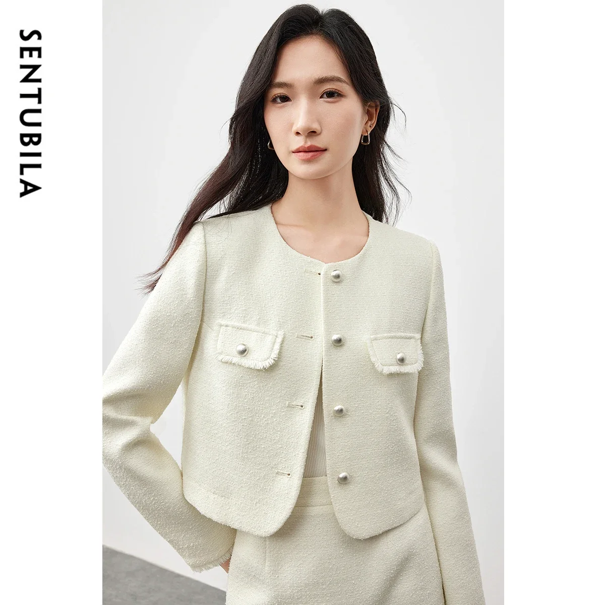 

SENTUBILA Spring Cropped Jackets For Women Bright Silk Crew Collar Single Breasted Long Sleeve Outerwear 2025 Spring 151W58783