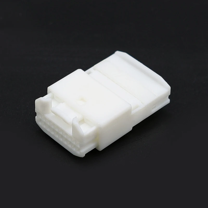 

1473750-1 TE type automotive connector 0.7 series 1473807-1 pin socket plastic shell sheath DJ7206S-0.7-10AW