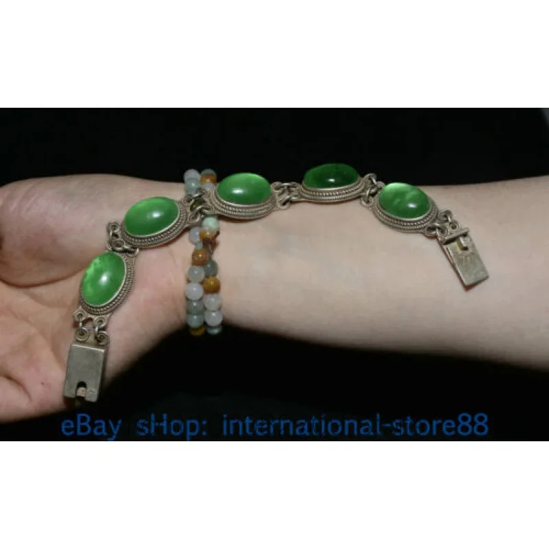 

8-Inch Rare Chinese Old Silver Inlaid Emerald Gemstone Dynasty Palace Bracelet