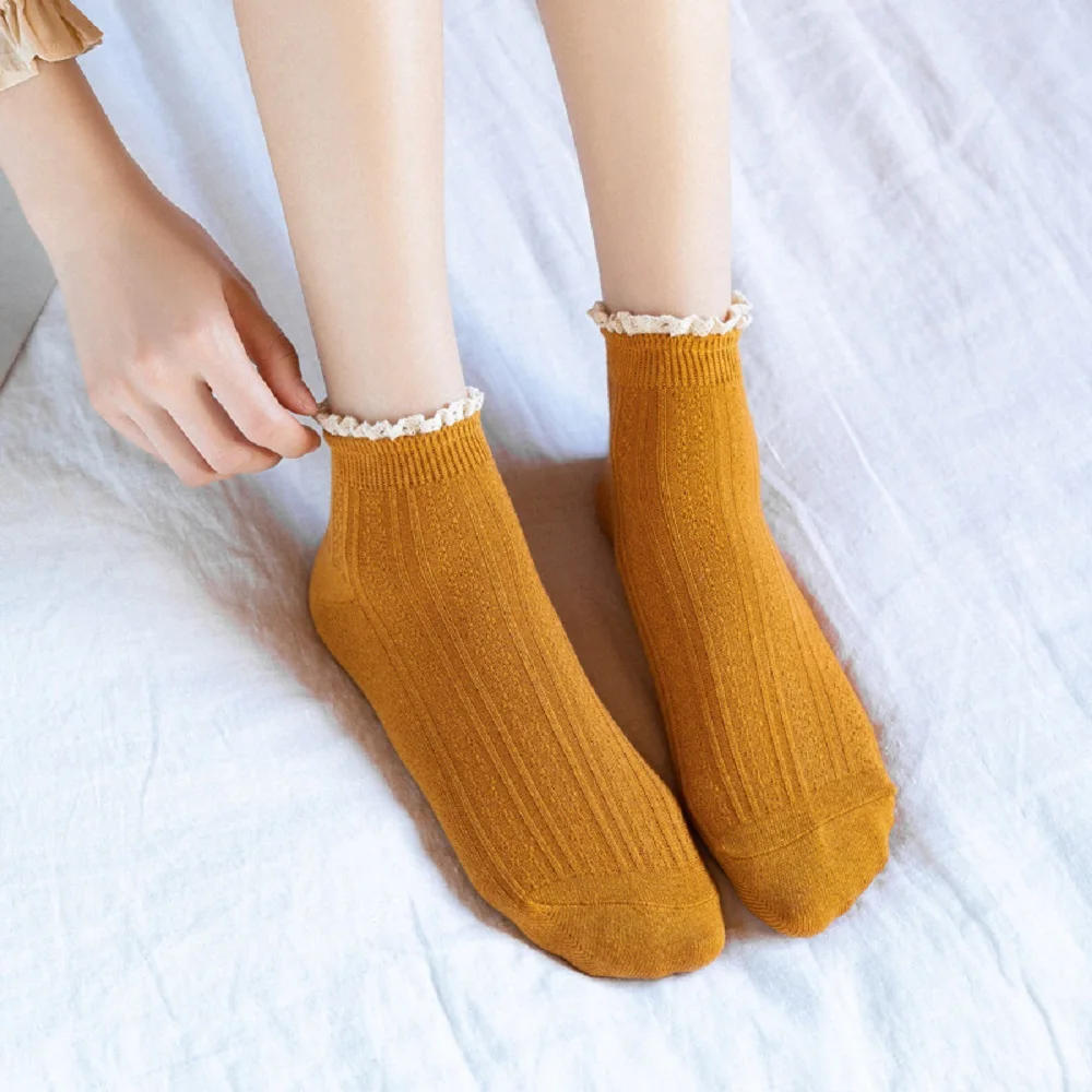 Harajuku Fashion Sweet Streetwaer Solid Candy Color Girls Cotton Socks Hosiery Lace Socks Ruffles Women Socks