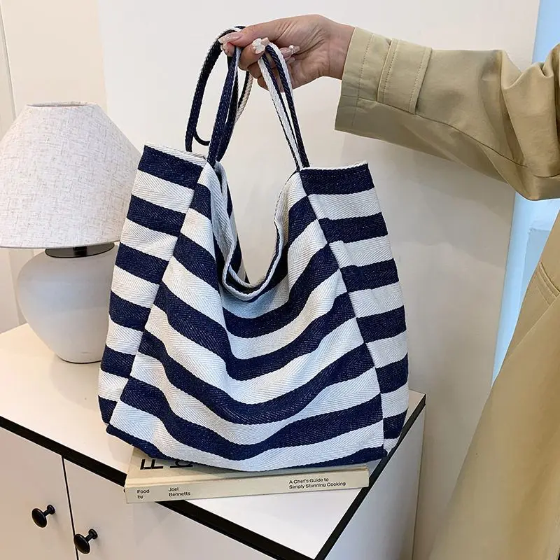 

Korean version new casual shopping bag striped armpit women's bag tote bag personalized large capacity canvas bag