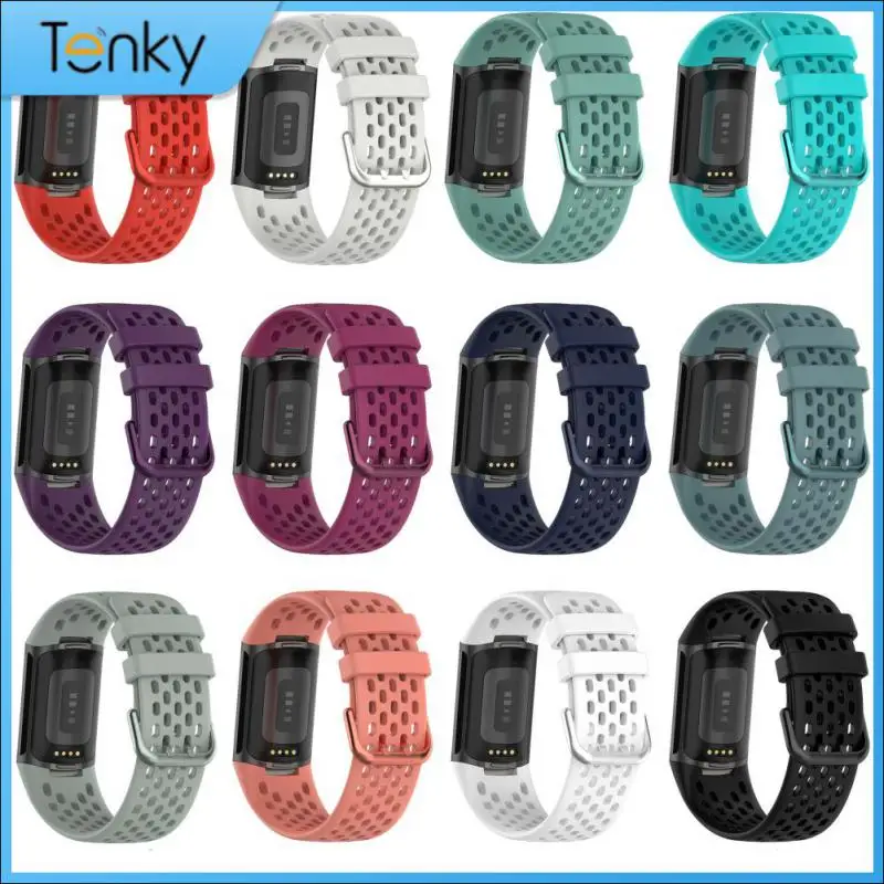 Breathable Watch Strap Soft Wristband High-quality Silicone Replacement Strap For Fitbit Charge 5