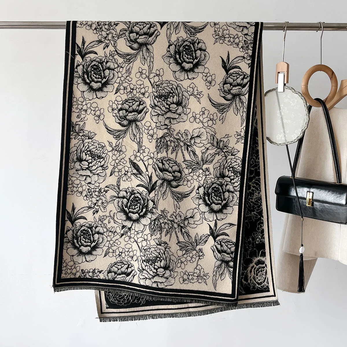 Nuovo Design Eleganza Sciarpa Pashmina Uomo Donna Inverno Spessore Caldo Pashmina Design Scialle Avvolgente Coperta Versatile Foulard Sciarpe